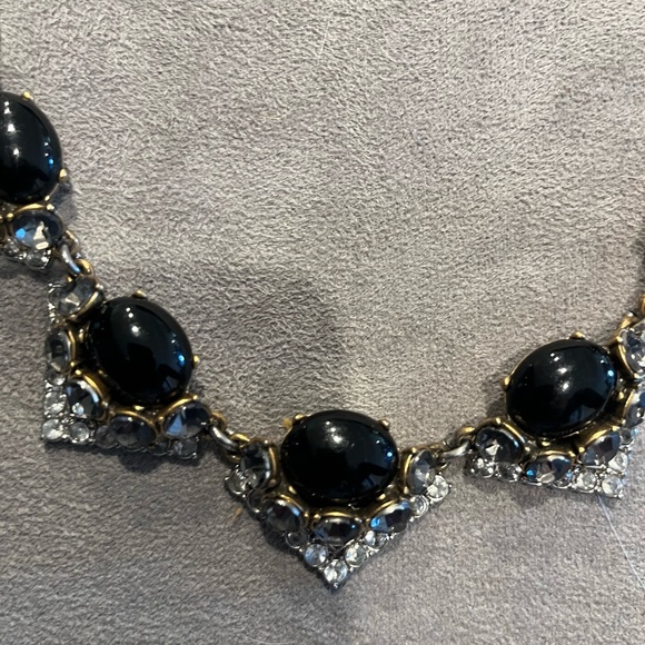 Stella & Dot Statement Necklace - Picture 2 of 4